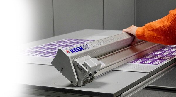 FreeHand Cutter Bar - 124” | Shades of Paper
